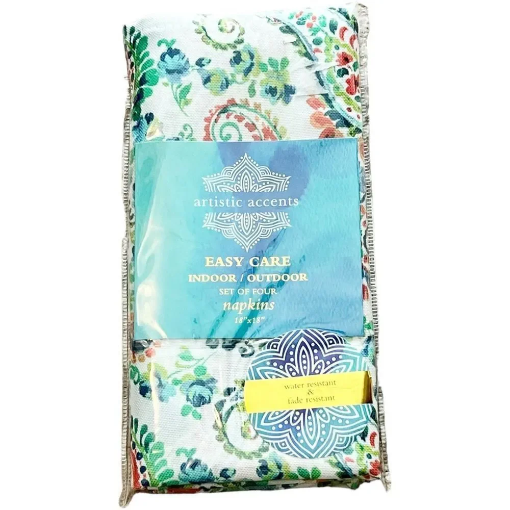 Artistic Accents Set of 4 Colorful Indoor Outdoor 18x18 Napkins. NEW.
